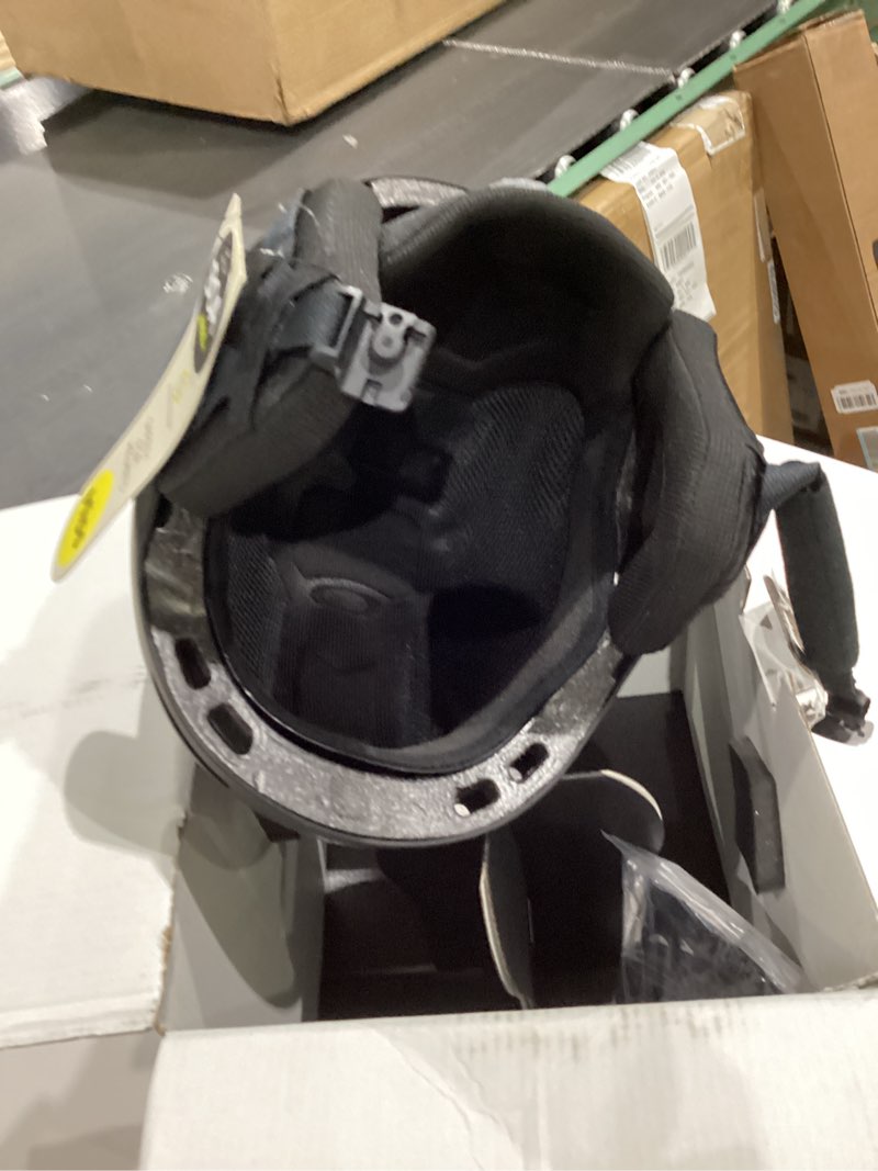 Condition photo showing Good Condition for oakley mod1 pro