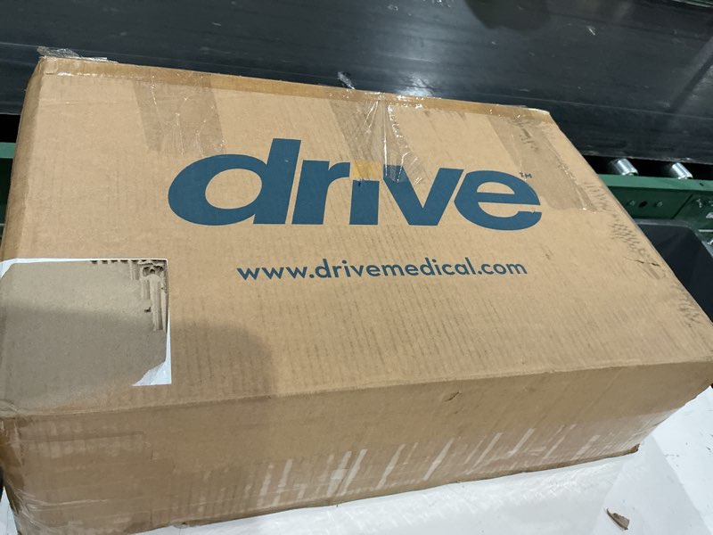 Condition photo showing Good Condition for drive devilbiss healthcare - rtl12202kdr - medical bathroom safety shower tub bench chair with back