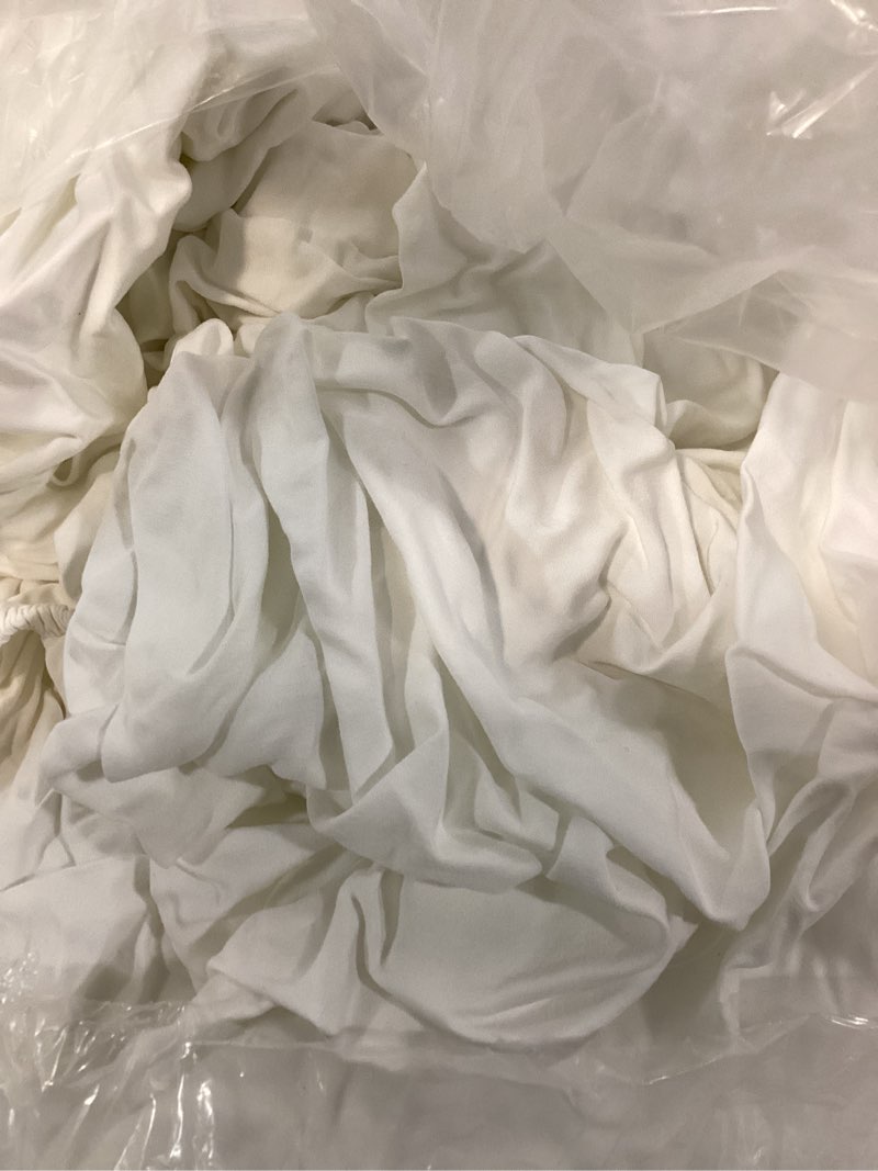 Condition photo showing Good Condition for bamboo fitted sheet set, king, white