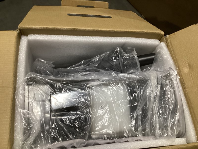 https://lotting-media.assets.bidfta.com/lotting_d9d25a47-ced8-4fda-8646-27f1dc3ab4fc