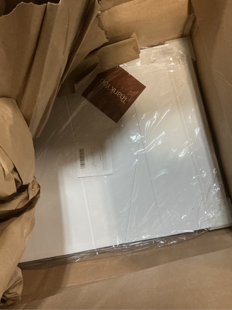 Condition photo showing As Is for 19.2x15.8x7 Inches, 5 Extra Large Gift Boxes with Lids, Groomsmen Proposal Boxes with Magnetic Closure, Bridesmaid Proposal Boxes, Giant Gift Boxes for Clothes and Large Gifts (Glossy White) 19.2x15.8x7 -White-Magnetic Closure-5 Pack