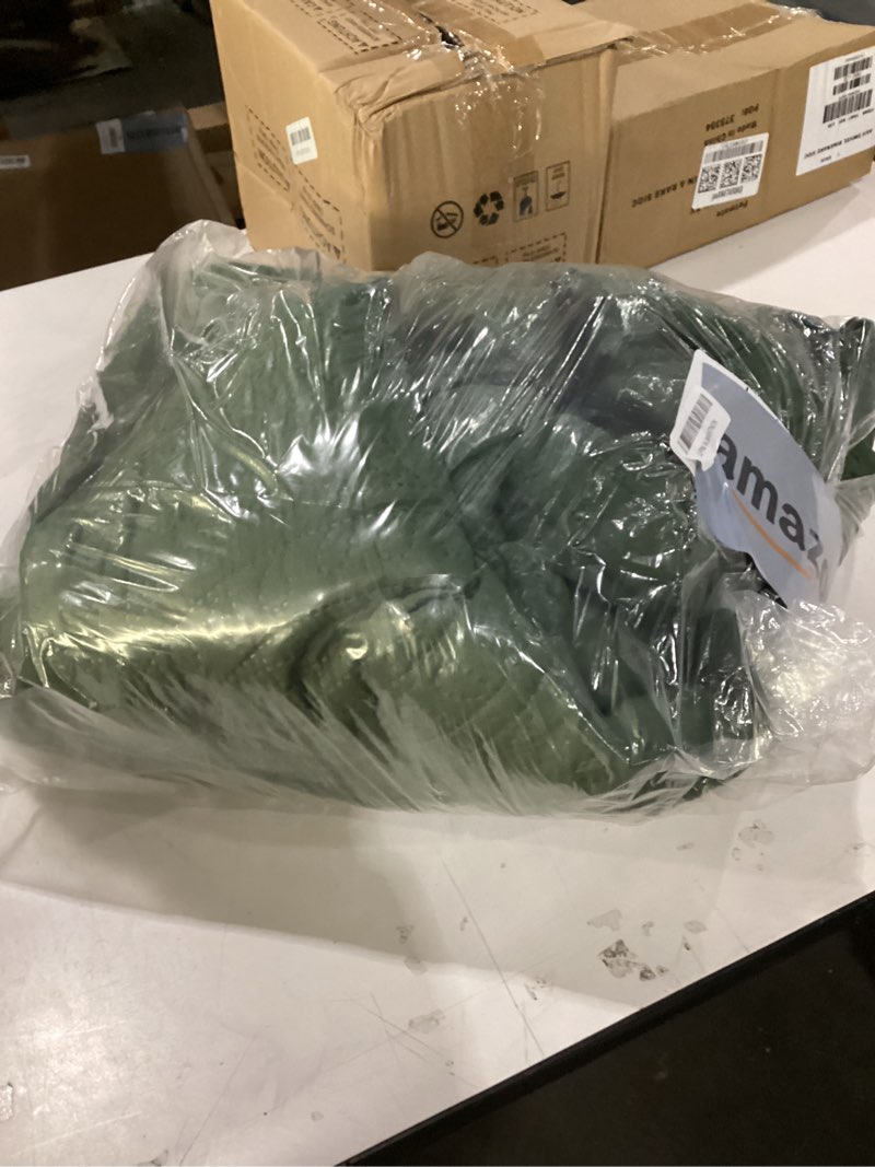 Condition photo showing New/Like New for akkialla Queen Quilt Bedding Set,Olive Green Ultrasonic Full/Queen Quilt Set,Lightweight Soft Bedspread Coverlet,Modern Style Coin Pattern Bed Cover for All Seasons,3 Piece(1 Quilt,2 Pillow Shams) Olive Green Full/Queen(90"x96")