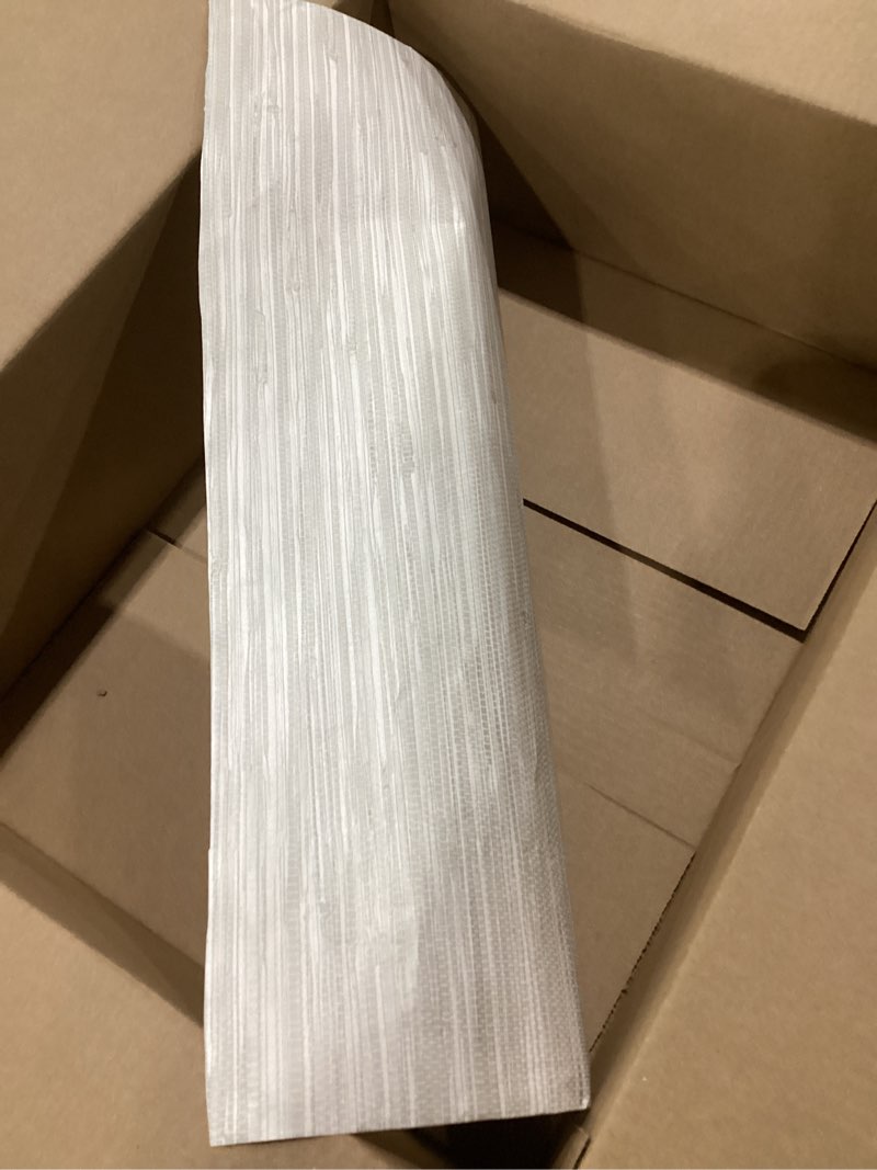 https://lotting-media.assets.bidfta.com/lotting_d9d84f03-081a-41ad-b970-97a026c0920c