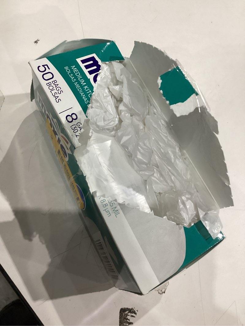 Condition photo showing New/Like New for Moxie medium kitchen bags