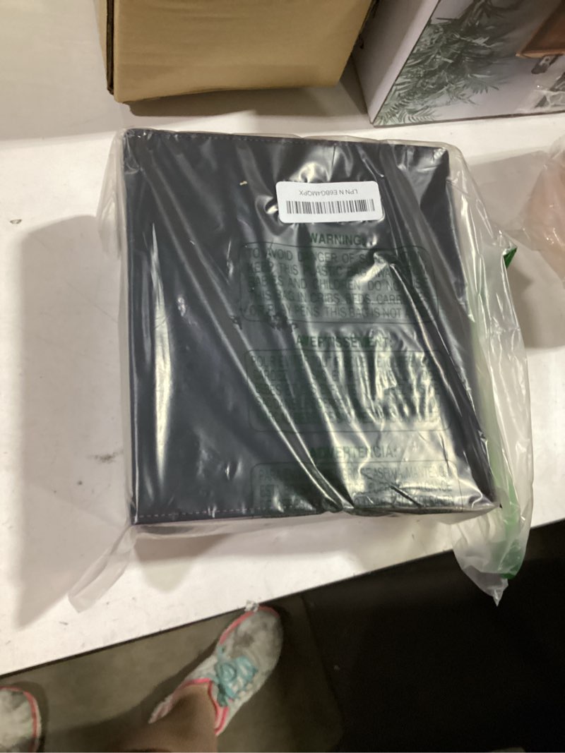 Condition photo showing Good Condition for kabinka card deck box for mtg commander, holds 400+ double-sleeved cards, 5 in 1 detachable card case with dice tray, fits magic/tcg cards, 4 magnetic card holders & dividers (black purple) a1-black purple 5 in 1