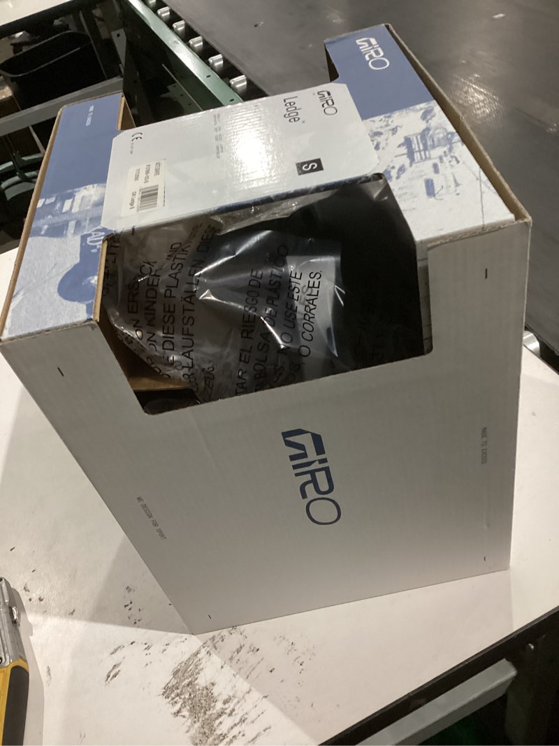 Condition photo showing New/Like New for Giro Ledge Ski Helmet - Snowboarding Helmet for Men, Women and Youth Matte Graphite Small