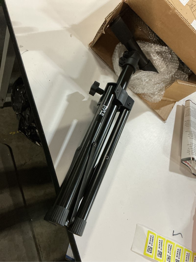 Condition photo showing Good Condition for PYLE-PRO Universal Laptop Projector Tripod Stand - Computer, Book, DJ Equipment Holder Mount Height Adjustable Up to 39.37” w/ 14” x 11” Plate Size -for Office, Home, Stage, Studio, DJ Racks Holder 22.0'' - 35.0''