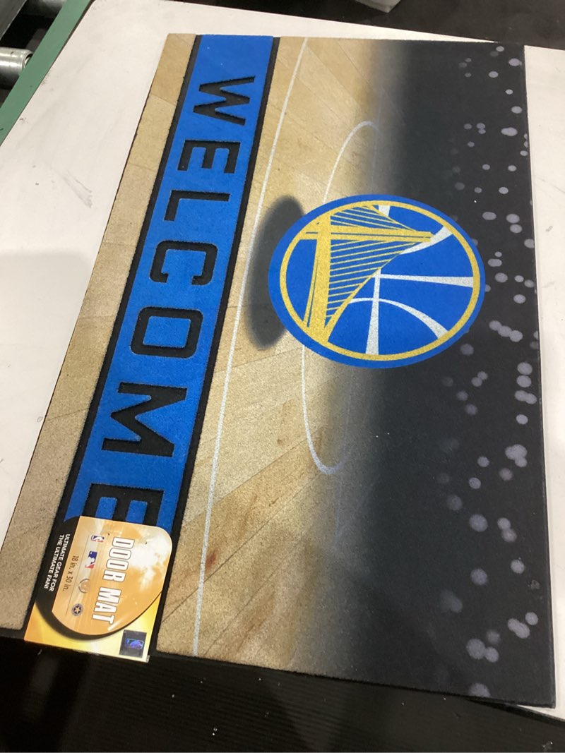 Condition photo showing Good Condition for fanmats 21949 golden state warriors crumb rubber outdoor door mat - 18in. x 30in.