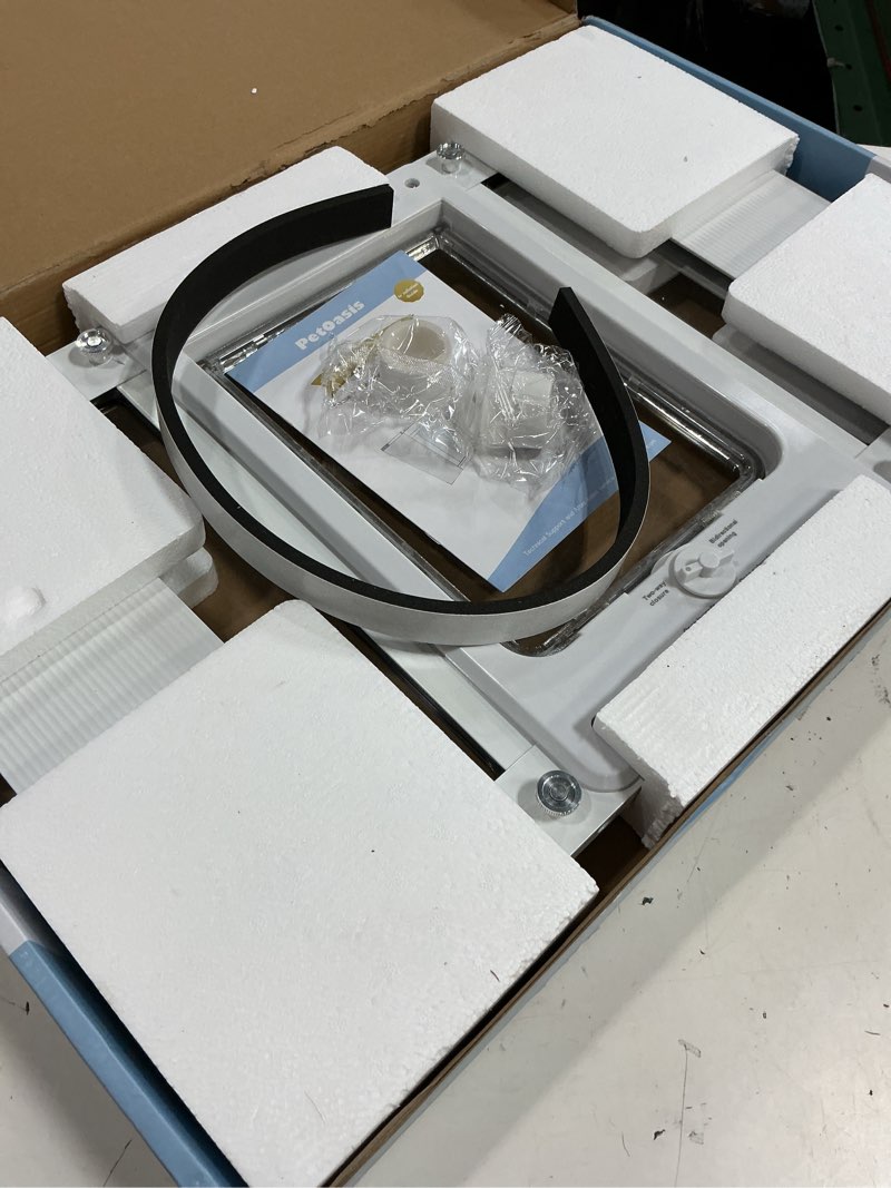 Condition photo showing Good Condition for full-size window pet door for cats & small dogs, fits 24"-28" width windows, easy to install, no-damage cat door for window, magnetic closure cat door window insert, weatherproof cat door door open?7.8"w×10.6"h fit 24"-28" window