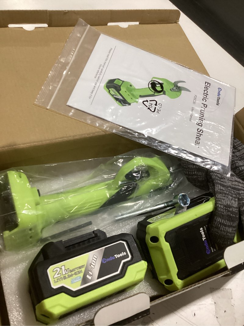 Condition photo showing Good Condition for electric pruning shears, battery powered cordless pruner branch cutter for gardening tree pruning with 2×4.0ah batteries, brushless motor, sk5 replacement blade, 0.8-1.2 inch cutting diameter 21v 4.0ah green