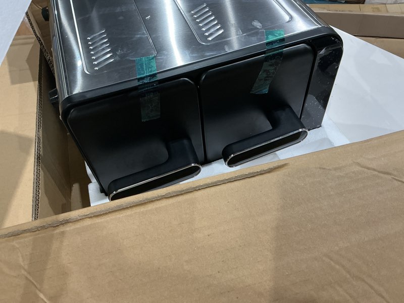 Condition photo showing Good Condition for ?upgrade?air fryer, dual basket air fryers, 12qt double air fryer with 2 stacked racks, large family size, touchscreen controls, 6-in-1 presets, roast, sync & match functions, dishwasher-safe parts black
