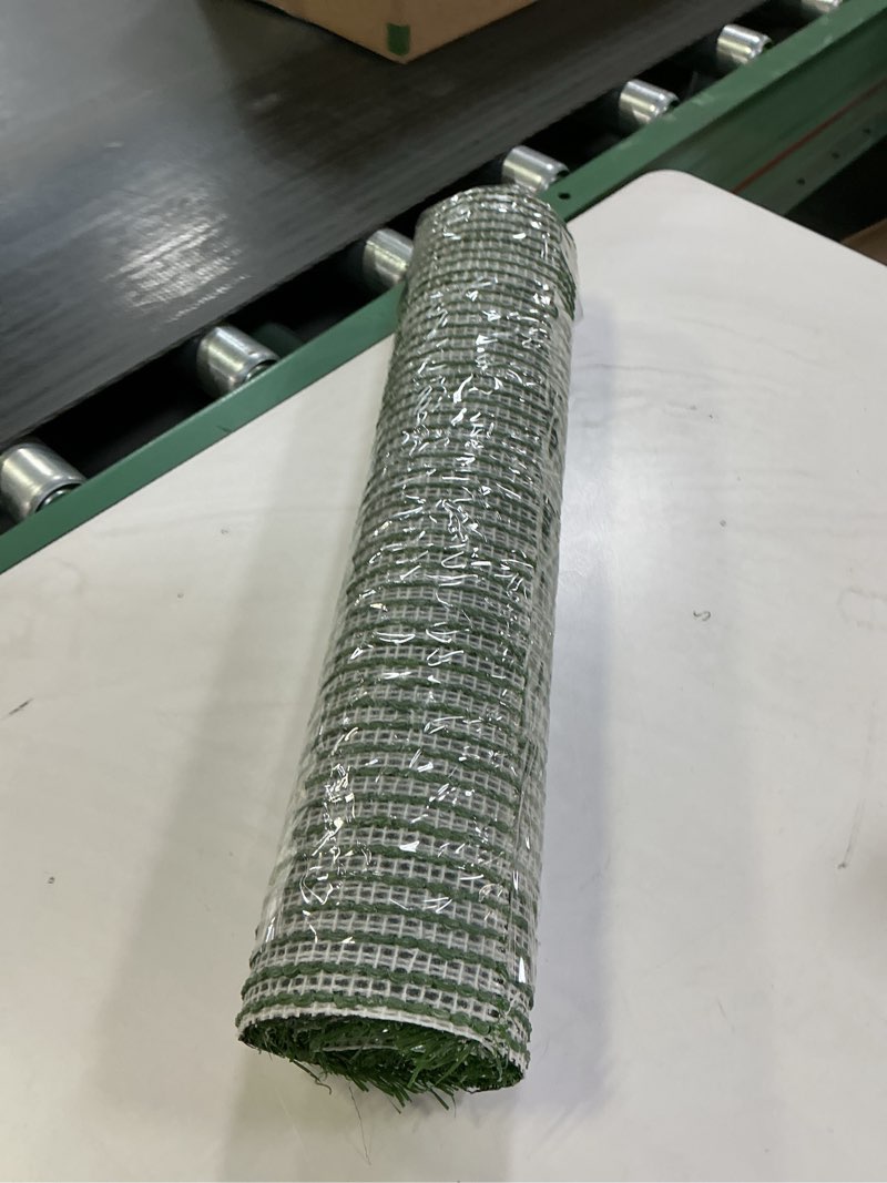 Condition photo showing Good Condition for Four Paws Wee-Wee Premium Patch Indoor and Outdoor Pet Potty for Dogs l Dog Potty Training l Artificial Grass l Wee-Wee Patch Patch Medium(1 Count)