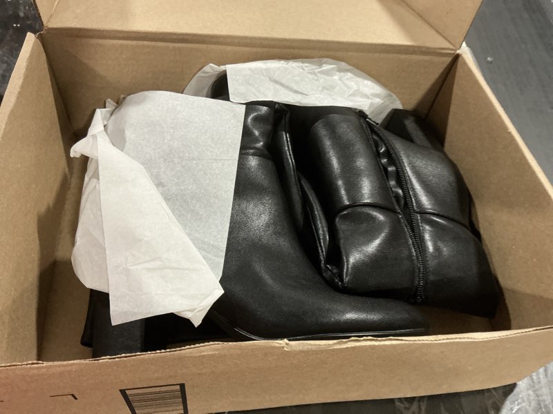 Condition photo showing Good Condition for amazon essentials women's tall boots with chunky block heel 9 wide black faux leather