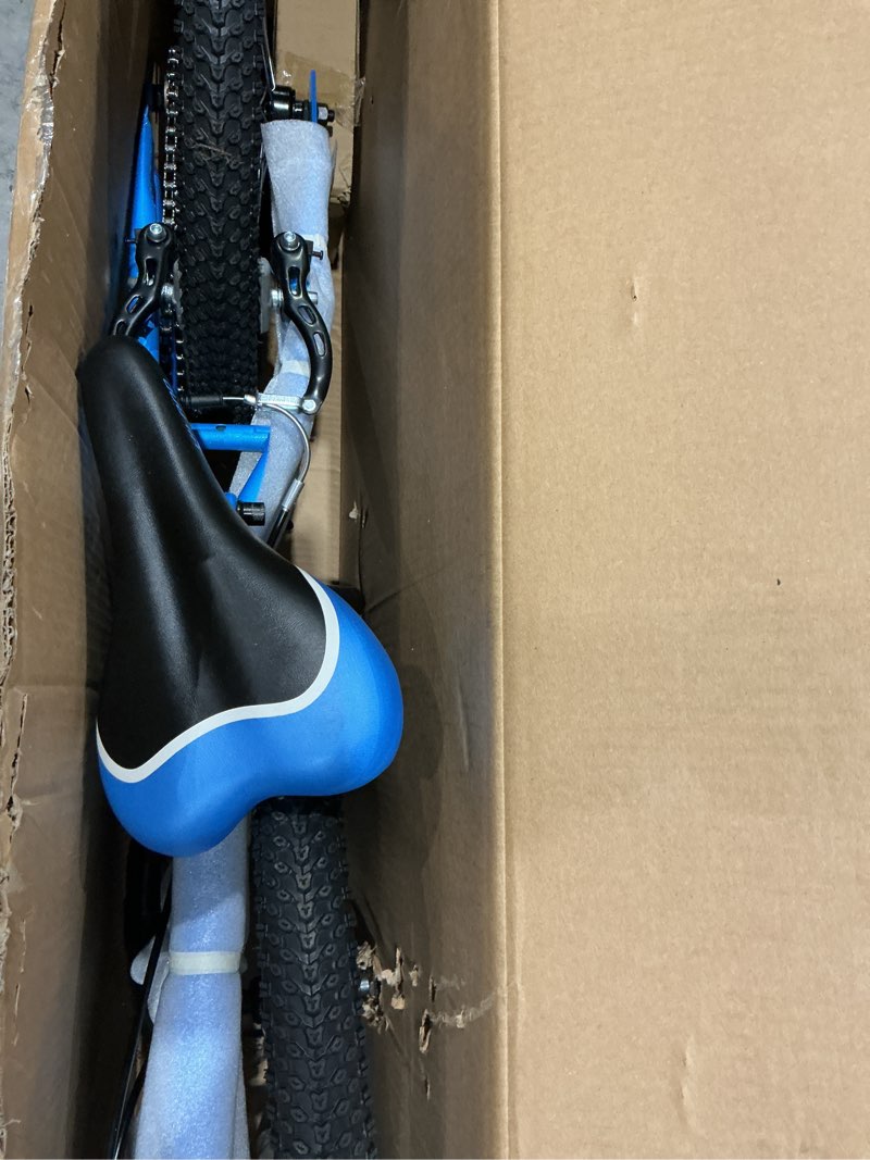 Condition photo showing Good Condition for https://www.walmart.com/ip/hiland-20-inch-kids-mountain-bike-for-girls-boys-with-dual-handbrakes-kickstand-blue/963155512