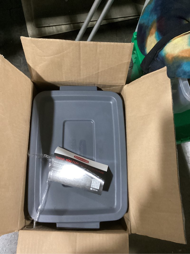 rubbermaid 6-pack heavy duty durable 3 gal totes for storage with snap lids and handles, plastic sto