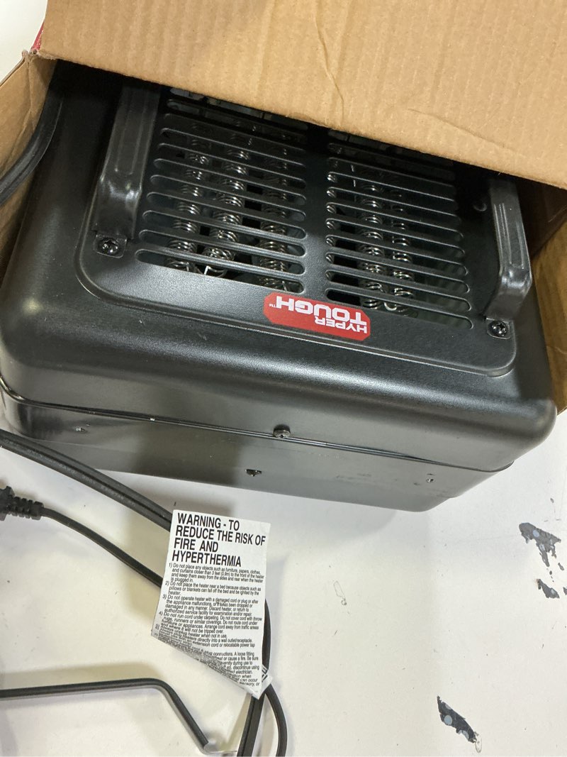 Condition photo showing Good Condition for hyper tough new 1500w milkhouse utility heater