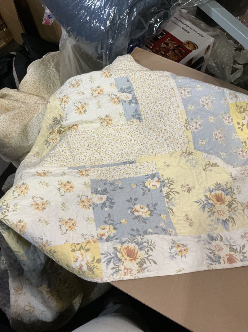 Condition photo showing As Is for Yellow Oversized Queen Bedspread 102"x120" - 100% Cotton Lightweight Farmhouse Queen Quilt with 2 Pillowshams, French Style Reversible Extra Large Floral Bedding Coverlet Set for All Season Yellow Queen(102"x120")