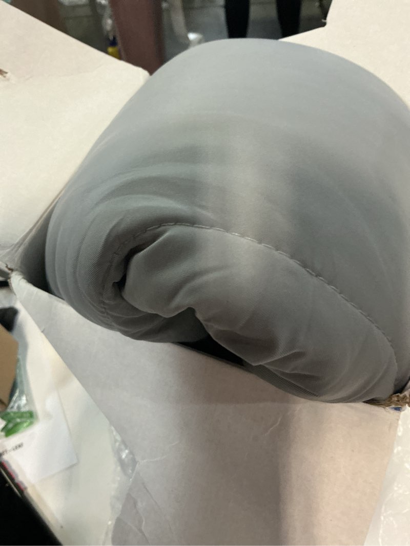 Condition photo showing Good Condition for elegear revolutionary cooling comforter king size, arc-chill 3.0 cooling blanket for hot sleepers q-max>0.5, lightweight & breathable summer comforter quilt-gray dark gray king 90'' x 108''