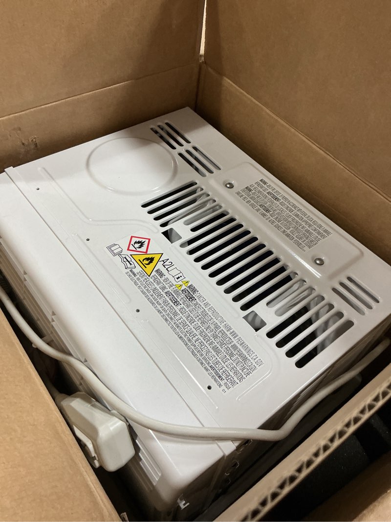 Condition photo showing Good Condition for amazon basics 5000-btu window air conditioner with quiet operation, up to 150 sqf, cool and fan functions, washable filter, adjustable window kit, intuitive mechanical controls, for small room, white white 5000 btu