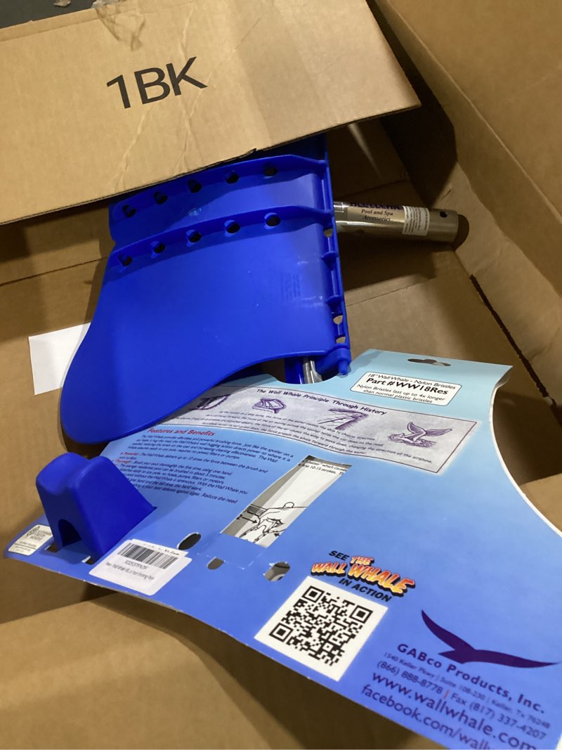 Condition photo showing Good Condition for wall whale 18" swimming pool brush head | more than 10x the brushing force | algae removal & weekly brushing | attaches to your existing pole