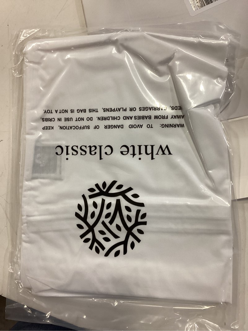 Condition photo showing Good Condition for White Classic Pillow Cases Queen Size Set of 2 - 20 x 30 Ultra-Soft Queen Pillow Protectors with Zipper, 200 Thread Count, Envelope Closure, Pillow Shams White, 2 Pack Queen