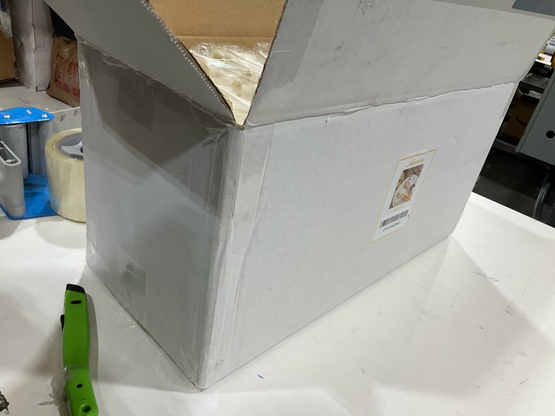 Condition photo showing Good Condition for liacere 100pack pre rolled gold silverware and napkin-disposable gold plastic utensils-wrapped plastic cutlery set with napkin:100 forks,100 knives,100 spoons,100 napkins for valentine's day gold classic
