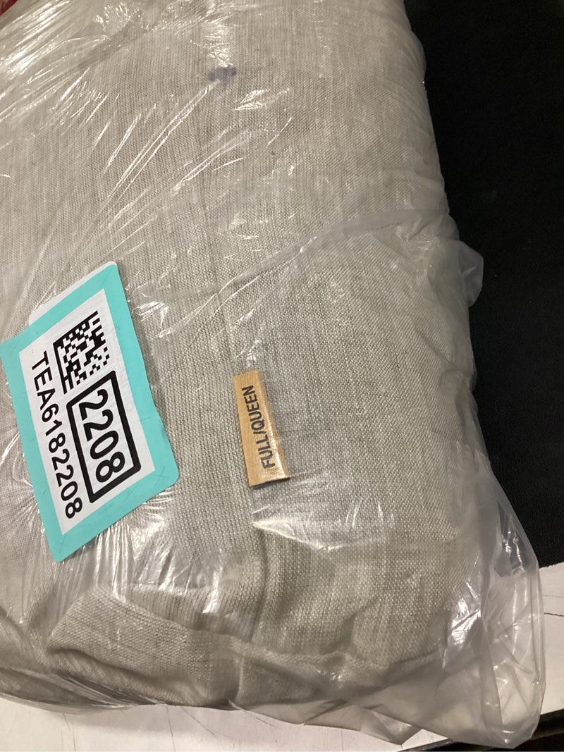 Condition photo showing Good Condition for tan beige quince sheet cover set 