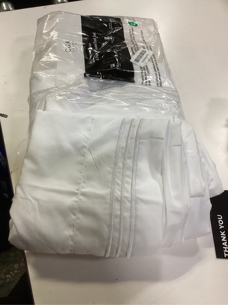 Condition photo showing Good Condition for Queen Size 4 Piece Sheet Set - Comfy Breathable & Cooling Bed Sheets Set - Hotel Luxury Bedding for Women, Men, Kids, Teens, Boys & Girls - Deep Pockets, Ultra-Soft, Wrinkle Free - Oeko-Tex - White 01 - White Queen