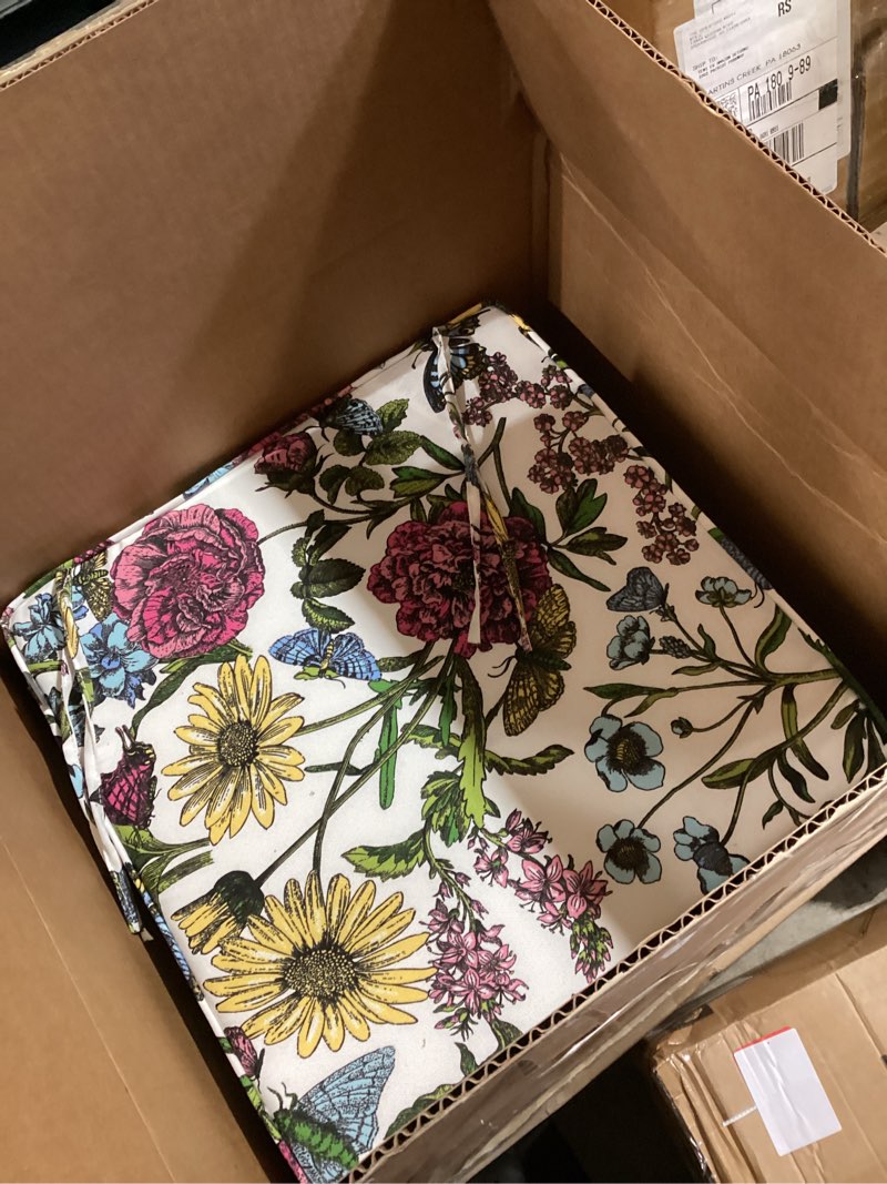 Condition photo showing Good Condition for funhome outdoor chair cushions 18x18 inch,set of 2,water resistant chair pads with ties,square seat cushion 18"x18"x2.5",patio chair cushion for garden,backyard furniture(butterfly flower)