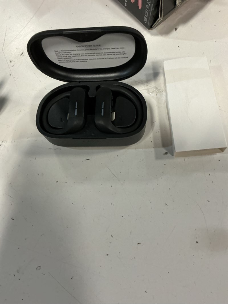 Condition photo showing Good Condition for true wireless bluetooth sport earbuds with charging case