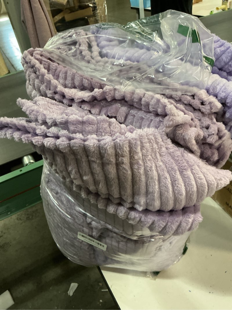Condition photo showing Good Condition for Buryeah 12 Pcs Flannel Throw Blanket Bulk 50 x 60 in Sleepover Blanket Outdoor Wedding Throw Lightweight, Oeko-tex Standard 100 Certified for Sofa Homeless Gifts (Purple Series) 12 Purple Series