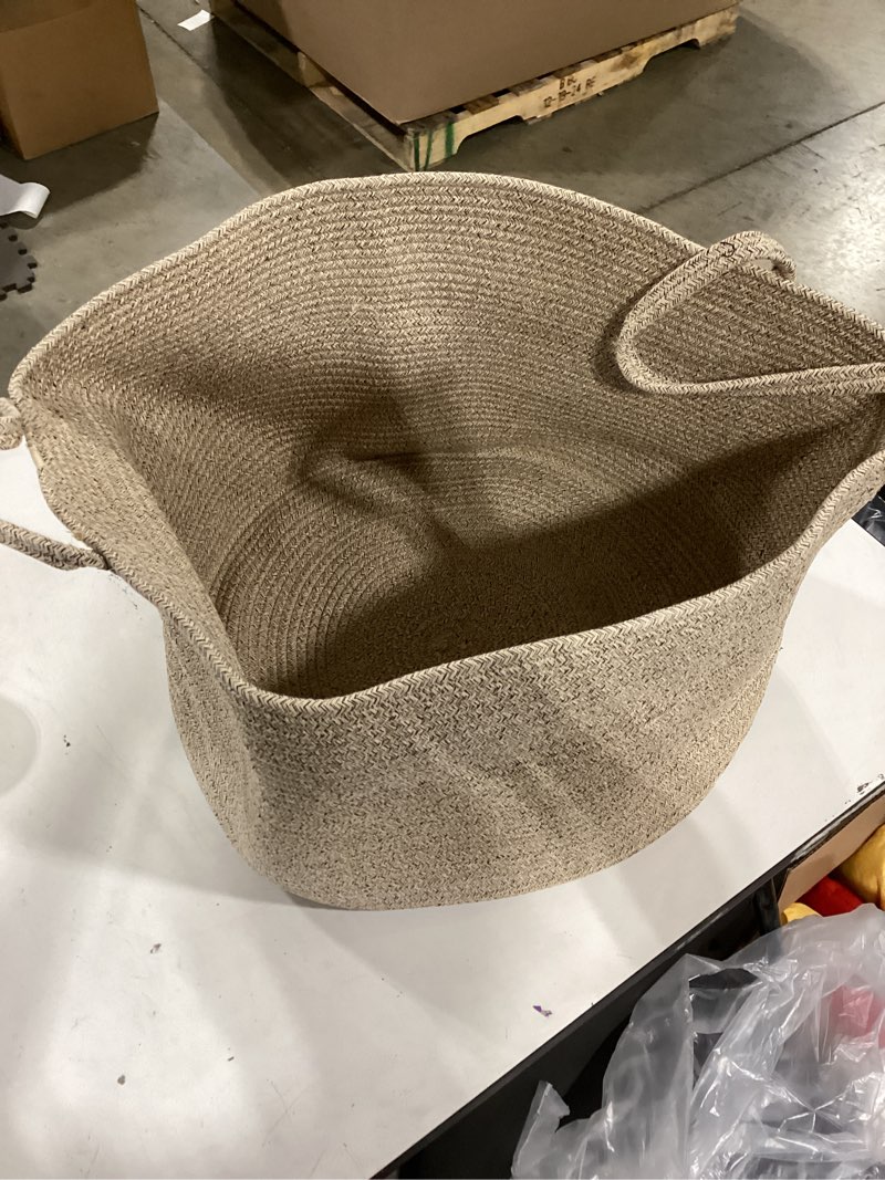 Condition photo showing Good Condition for jmvicyroam 65l extra large blanket basket for living room - woven cotton rope laundry hamper with reinforced handles - storage bin for pillows, comforters & toys - machine washable,oatmeal oatmeal 65l
