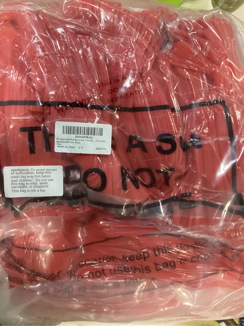 Condition photo showing New/Like New for Windyun Reusable Gift Bag Bulk 8 x 6 x 8 Inch Non Woven Shopping Bag with Handle Reusable Grocery Tote for Christmas Party Red 200