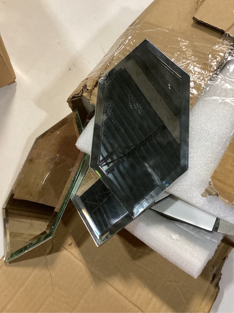 Condition photo showing New/Like New for Peel and Stick Beveled Mirror Tile, Mirror Backsplash Tiles for Kitchen Bathroom Wall 4x6 Inch Long Hexagon Light Antique 30 Pcs, 4.8 SQ.FT Light Antique 4x6 Inch