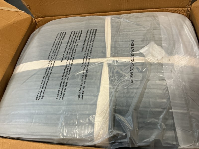 Condition photo showing New/Like New for cotton velvet vertical channel quilt set, king, moss