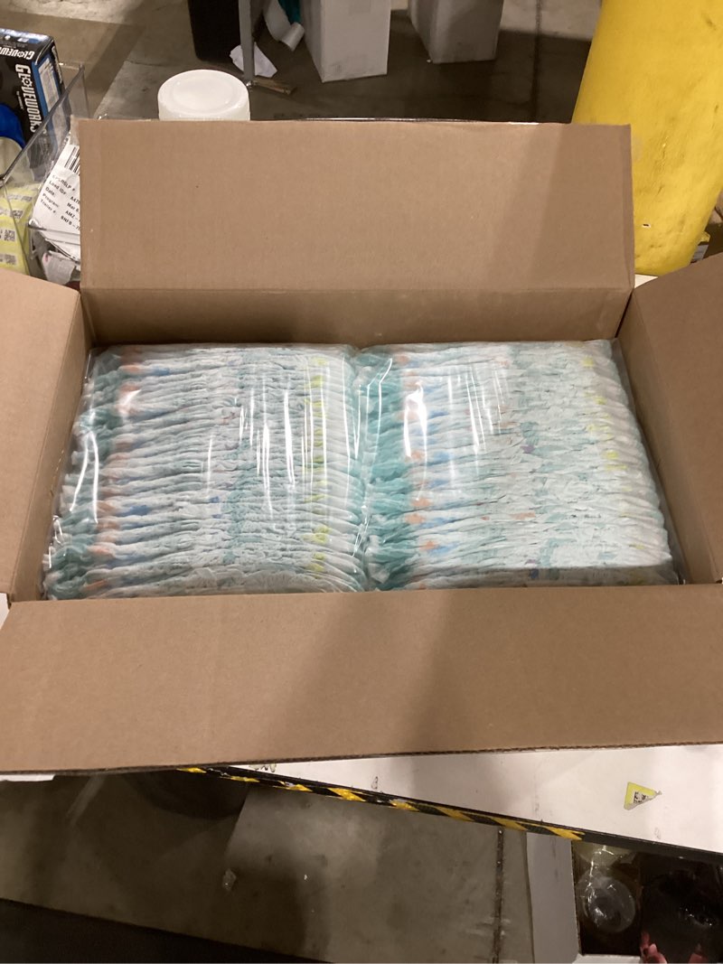 Condition photo showing Good Condition for Pampers Training Pants - Easy Ups Boys & Girls Bluey - Size 3T-4T, 124 Count, Children's Potty Underwear (Packaging May Vary) 3T-4T 124