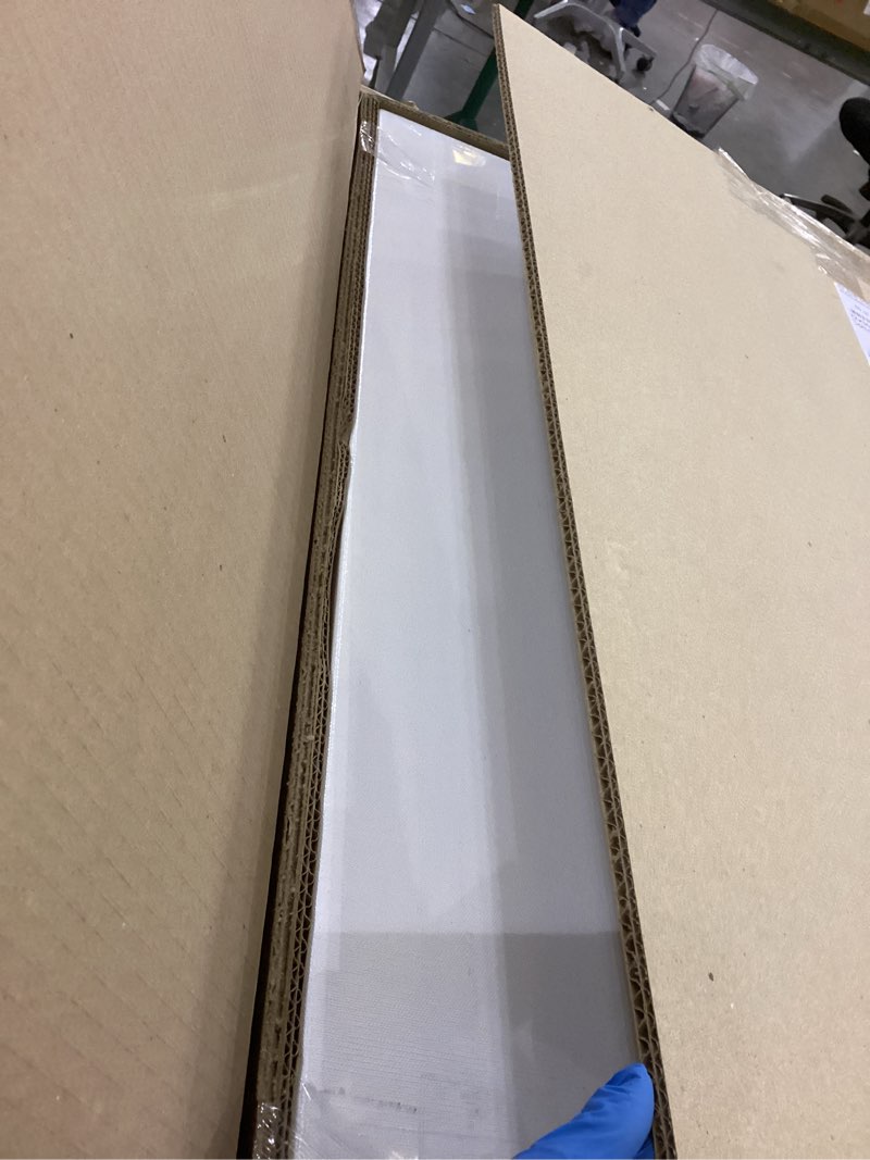 Condition photo showing New/Like New for MASTERPIECE Z1DC-2230 3D Pro 2.5" Deep Carmel Portrait Smooth 10.3 oz Cotton Stretched Canvas 22" x 30"