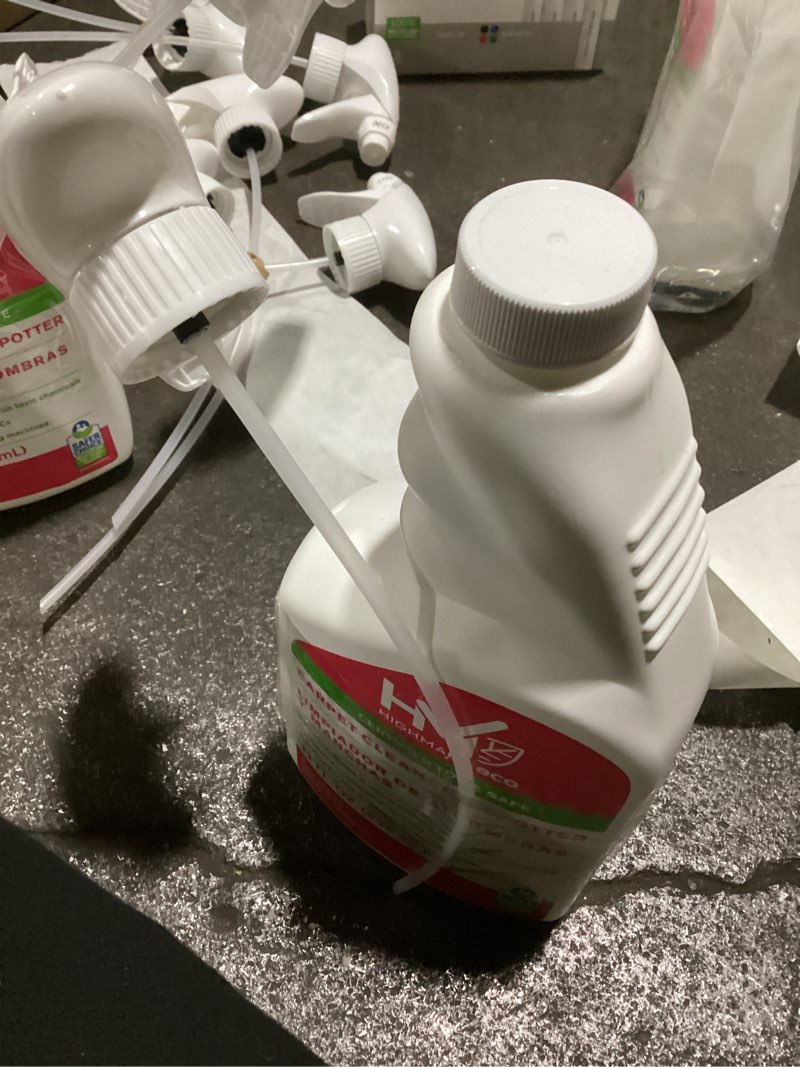 Condition photo showing Good Condition for highmark® eco ready-to-use carpet cleaner and spotter, 32 oz