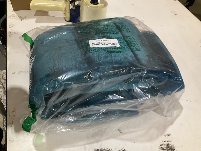 Condition photo showing Good Condition for buganda memory foam bath mat, 24" x 16", ultra soft bathroom rugs, water absorbent and machine washable bath rug for bathroom, shower, and tub, peacock blue peacock blue rectangular 24" x 16"