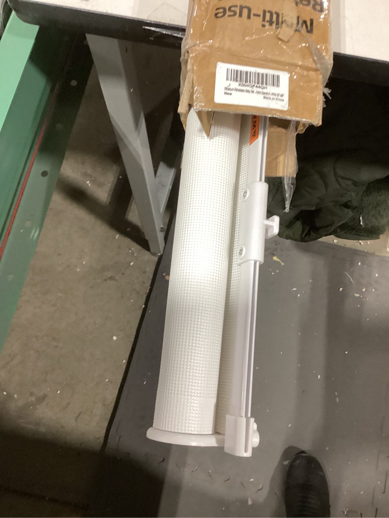 Condition photo showing Good Condition for similar product PRObebi Retractable Baby & Dog Gate - Extra Wide (54\" W x 34\" H), Ideal for Stairs, Hallways, Doorways, Deck & Porch A-white 34\" Tall x 54\" Wide