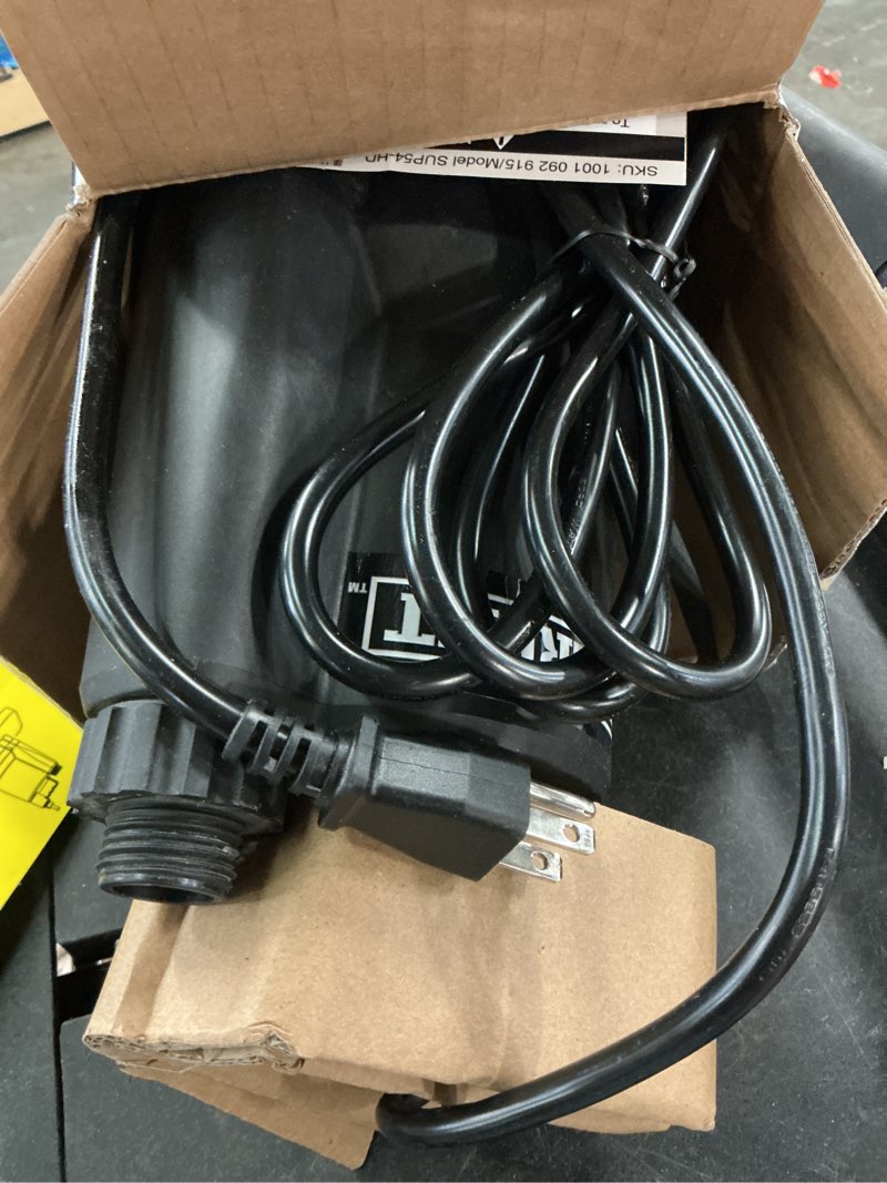 Condition photo showing As Is for everbilt 1/6 hp plastic submersible utility pump