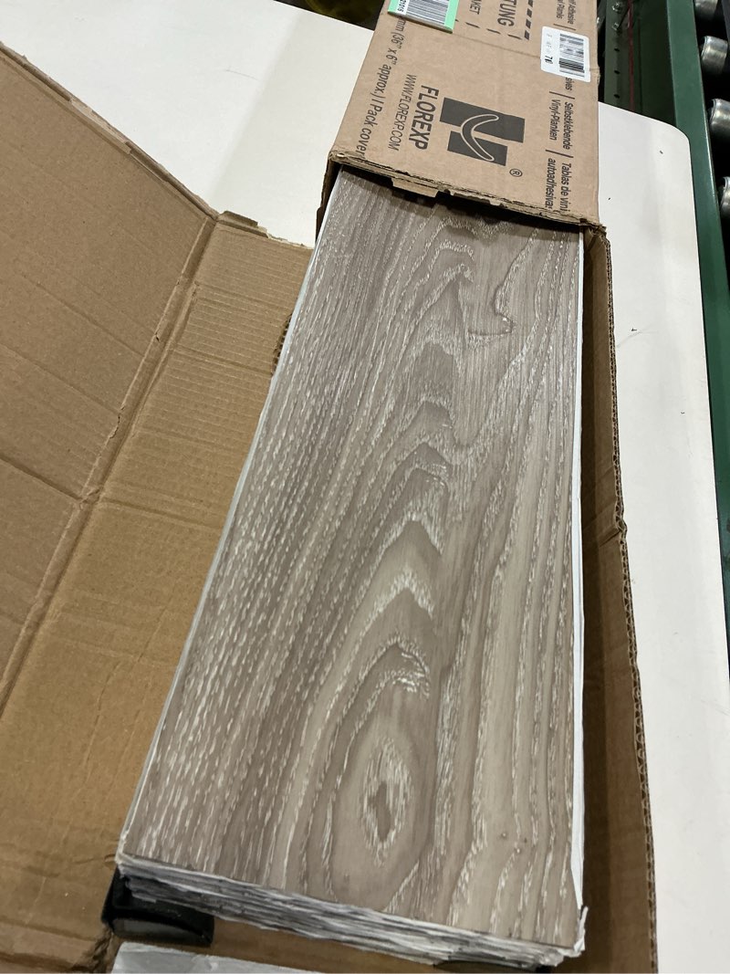 Condition photo showing Good Condition for FLOREXP Vinyl Flooring - Lino Flooring,Peel & Stick Floor Tiles Self Adhesive Floor Tiles,2mm 36pcs Waterproof,for Kitchen Living Room Floor Plank(54Sq.Ft,Western Oak) 54 Sq.Ft/36 Planks Western Oak