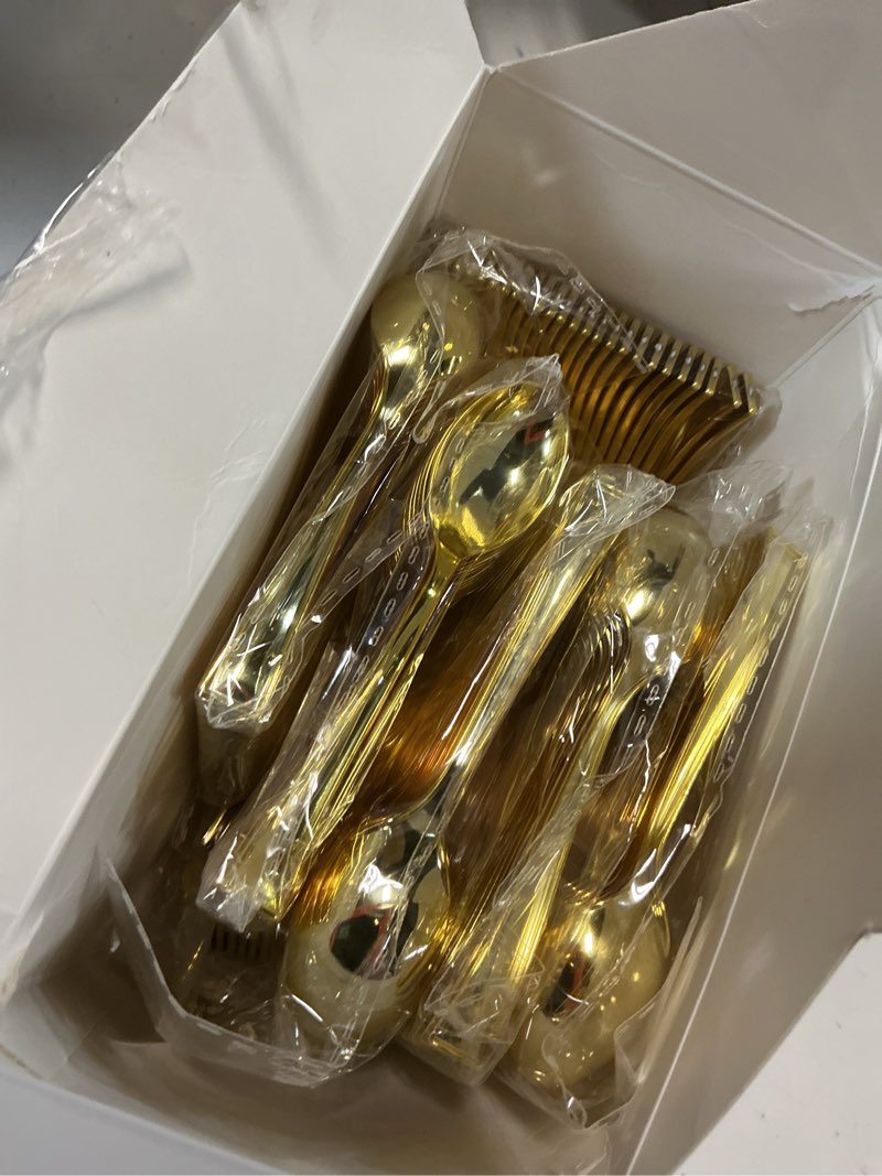 Condition photo showing New/Like New for mimorou 300 pcs disposable gold mini spoons set 4 inch small plastic desserts heavy duty tasting spoons for appetizers, puddings, ice creams