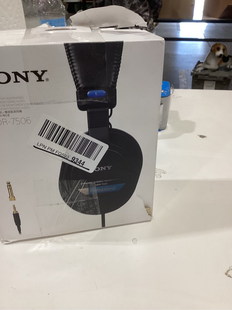 Condition photo showing As Is for sony mdr-7506