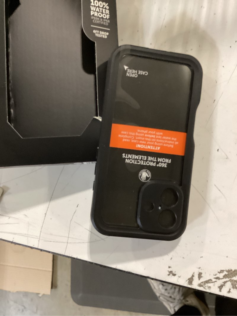 Condition photo showing Good Condition for body glove tidal waterproof phone case for iphone 13 - black/clear