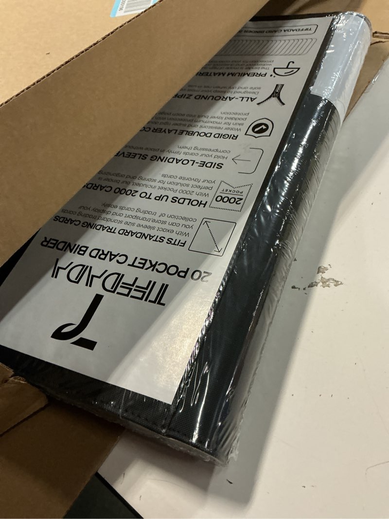 Condition photo showing Good Condition for Premium Trading Card Binder,20 Pocket, Holds Up to 2000 Cards with Ringless 50 Double-Sided Sleeves, Label Design with a Pen, Side Loading Card Collection Album Folder with Zipper for TCG,Sports Cards Black 20 Pocket, Holds 2000 Cards