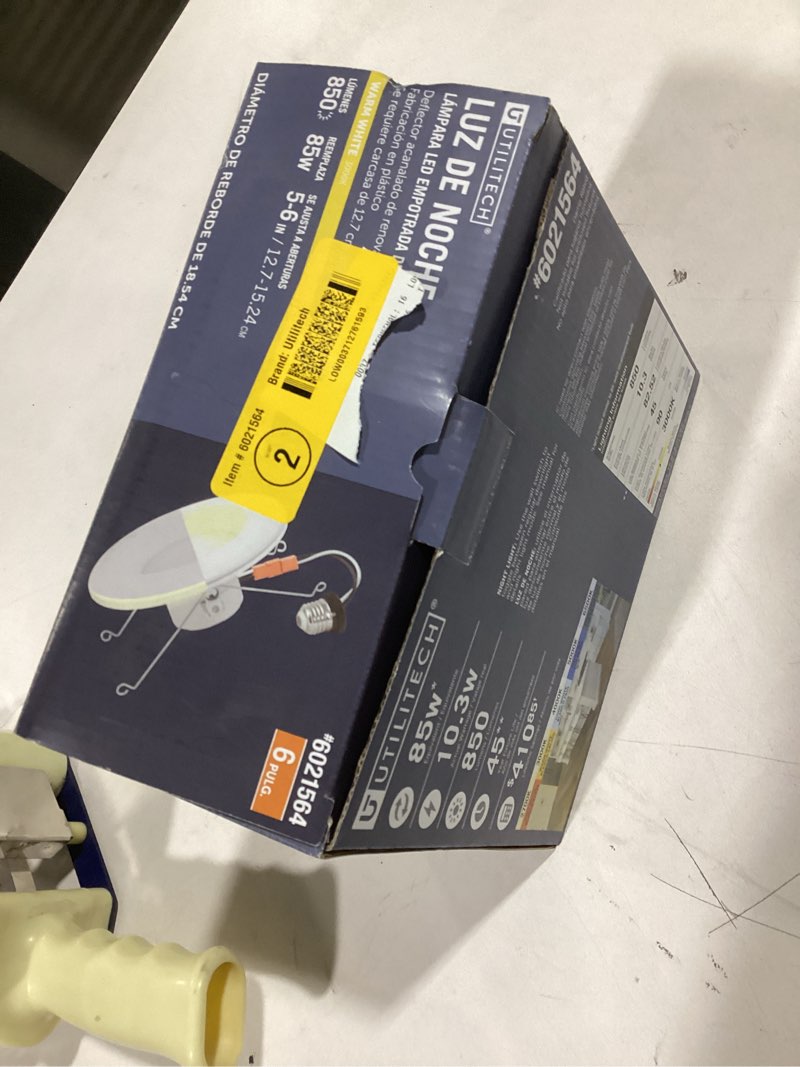 Condition photo showing As Is for Utilitech white 5-in or 6-in 850 -Lumens Warm White Round Dimmable LED Damp rated