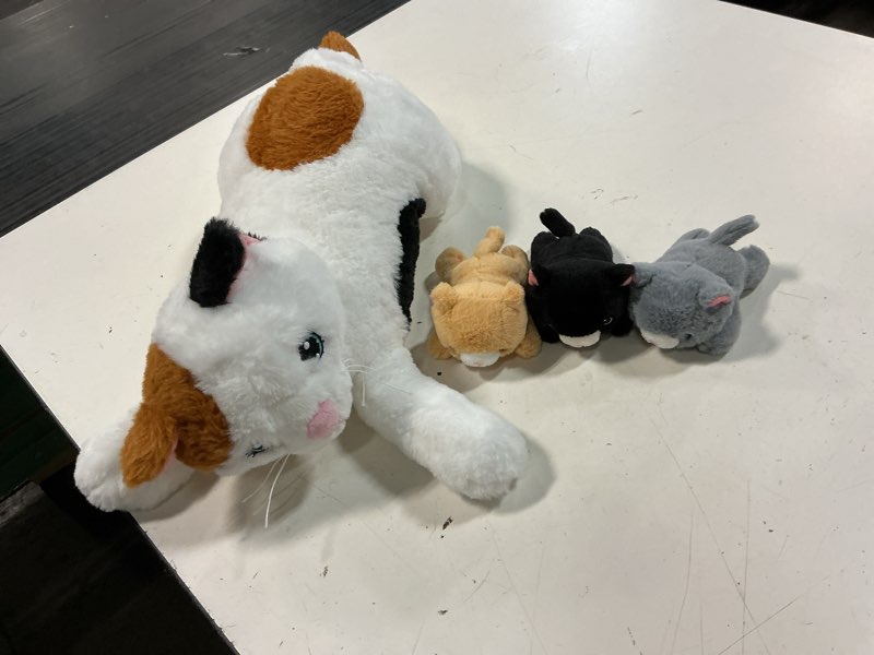 Condition photo showing Good Condition for gnomantic 4 pieces cat stuffed animals with babies inside belly - 1 mommy stuffed cat with 3 kittens - stuffed kitty plush toys for kid age 3-8, gift ideal for christmas, valentine's, birthday (white) white cat cat