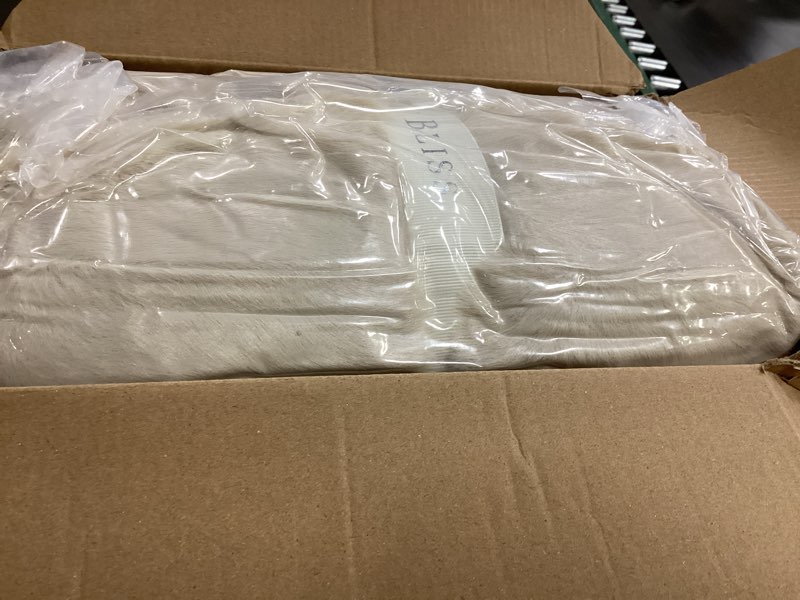 Condition photo showing New/Like New for Cozy Bliss Faux Fur Throw Blanket for Couch, Bubble Plush Blanket King Size, Fuzzy Soft & Thick Blanket for Bed Sofa Living Room, 108x90 Inches Beige Beige King(108" x 90")