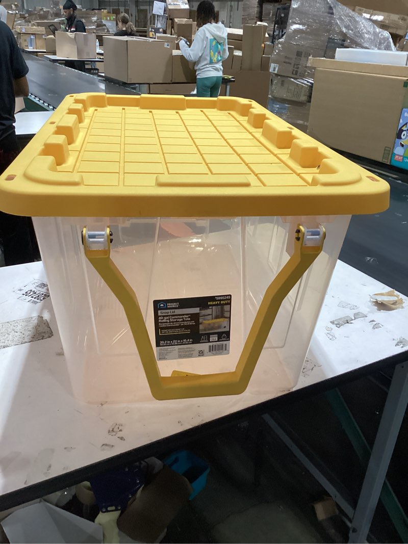 Condition photo showing Good Condition for project source commander x-large 40 -gallons ( 160 -quarts ) clear heavy duty rolling stackable